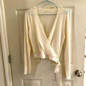 Ultra First winter white sweater top